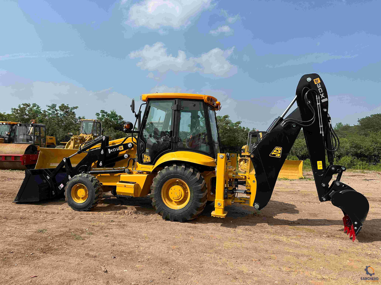 JCB 3CX - Tractopelle: photos 2 JCB 3CX - Tractopelle: photos 2
