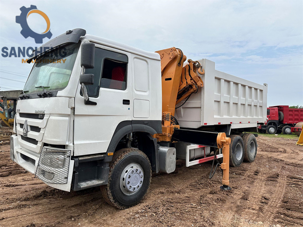 SINOTRUK Howo 371 6x4 crane truck - Camion grue: photos 1 SINOTRUK Howo 371 6x4 crane truck - Camion grue: photos 1