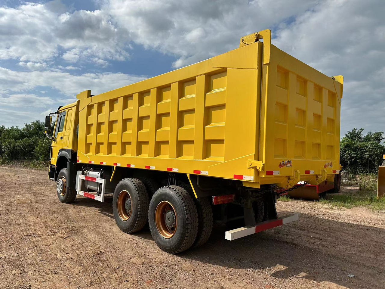 SINOTRUK Howo 371 Dump truck - Camion benne: photos 5 SINOTRUK Howo 371 Dump truck - Camion benne: photos 5