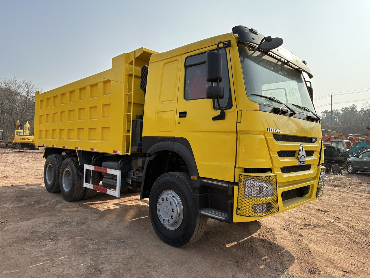 SINOTRUK Howo Dump truck 371 - Camion benne: photos 1 SINOTRUK Howo Dump truck 371 - Camion benne: photos 1