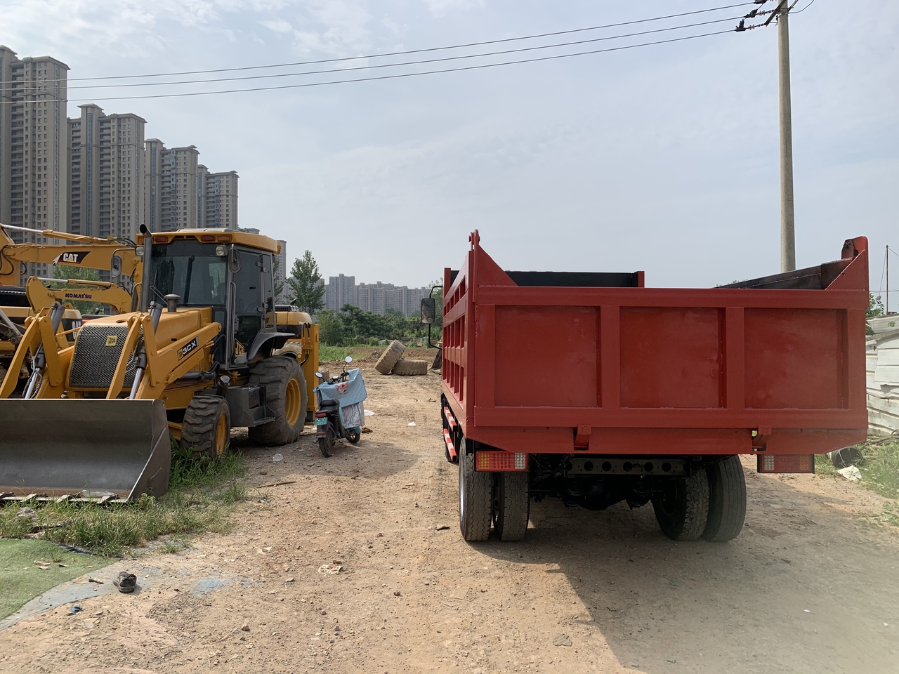 SINOTRUK Howo Dump truck 4x2 - Camion benne: photos 5 SINOTRUK Howo Dump truck 4x2 - Camion benne: photos 5