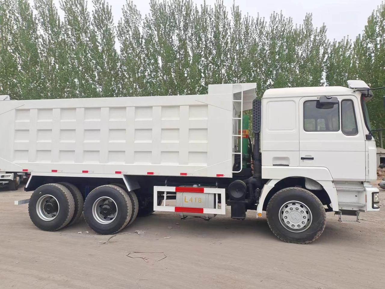 Shacman F3000 Dump Truck - Camion benne: photos 4 Shacman F3000 Dump Truck - Camion benne: photos 4