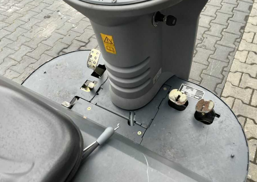 Balayeuse industrielle Hako Jonas 1200V: photos 9