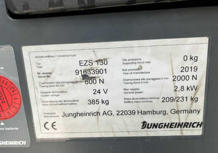 Jungheinrich EZS130 - Chariot tracteur: photos 4 Jungheinrich EZS130 - Chariot tracteur: photos 4