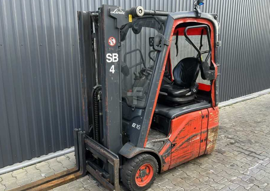 Linde E16-01 - Chariot élévateur électrique: photos 1 Linde E16-01 - Chariot élévateur électrique: photos 1