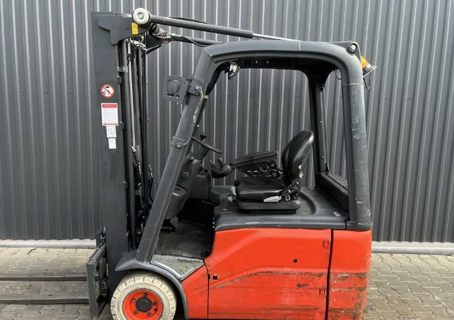 Linde E16-01 - Chariot élévateur électrique: photos 2 Linde E16-01 - Chariot élévateur électrique: photos 2