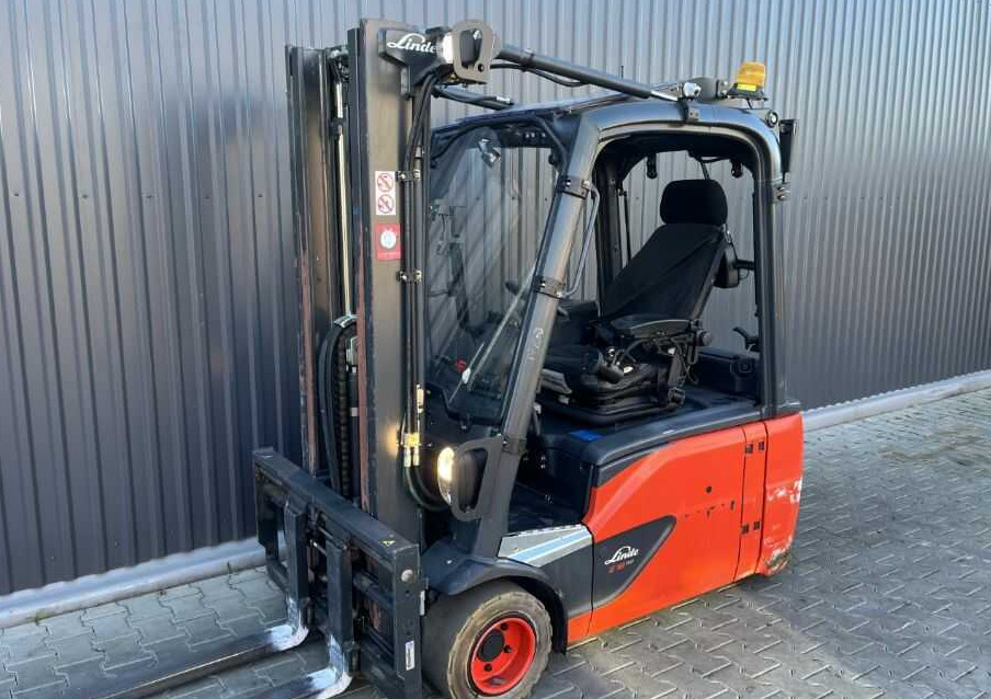 Linde E18L-02 - Chariot élévateur électrique: photos 1 Linde E18L-02 - Chariot élévateur électrique: photos 1