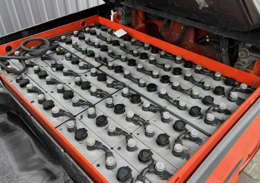 Chariot élévateur électrique Linde E20H-01/600: photos 9