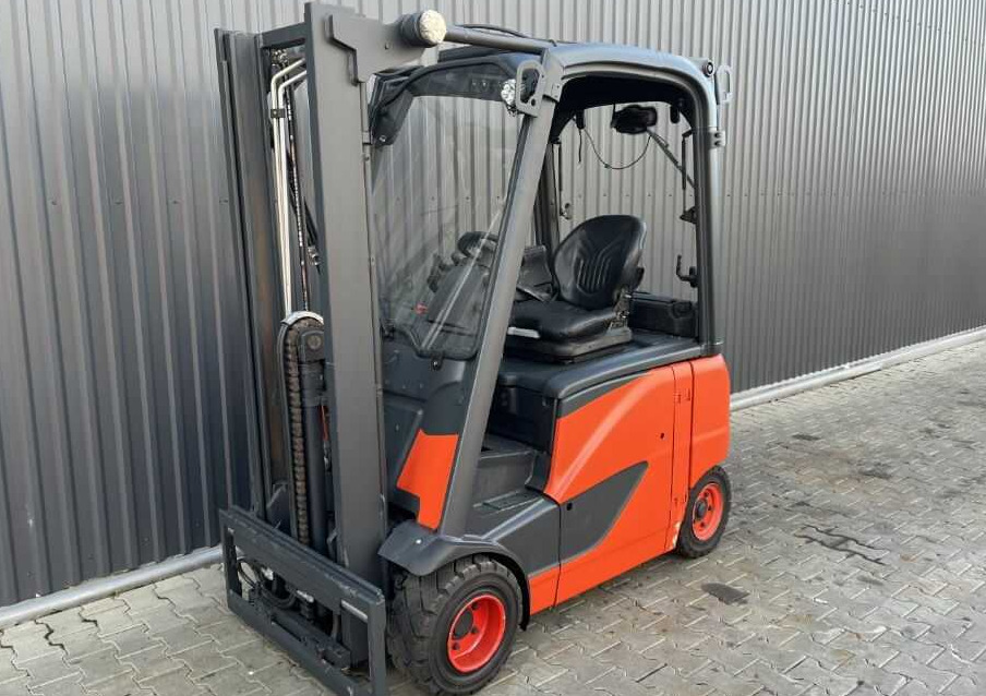 Linde E20PH-02 - Chariot élévateur électrique: photos 1 Linde E20PH-02 - Chariot élévateur électrique: photos 1