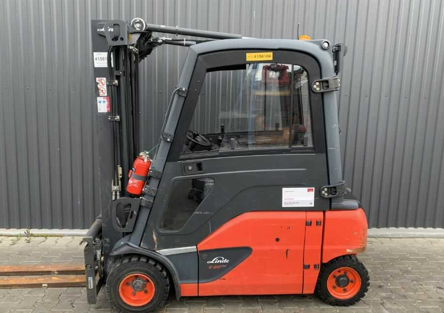Linde E20PL-02 - Chariot élévateur électrique: photos 2 Linde E20PL-02 - Chariot élévateur électrique: photos 2