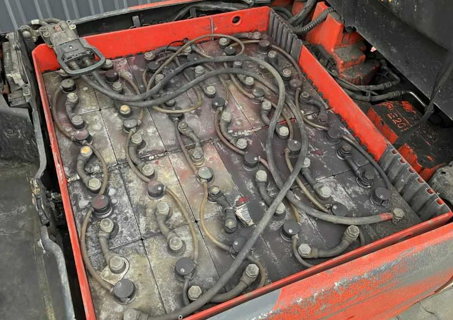 Chariot élévateur électrique Linde E20PL-02: photos 6 Chariot élévateur électrique Linde E20PL-02: photos 6