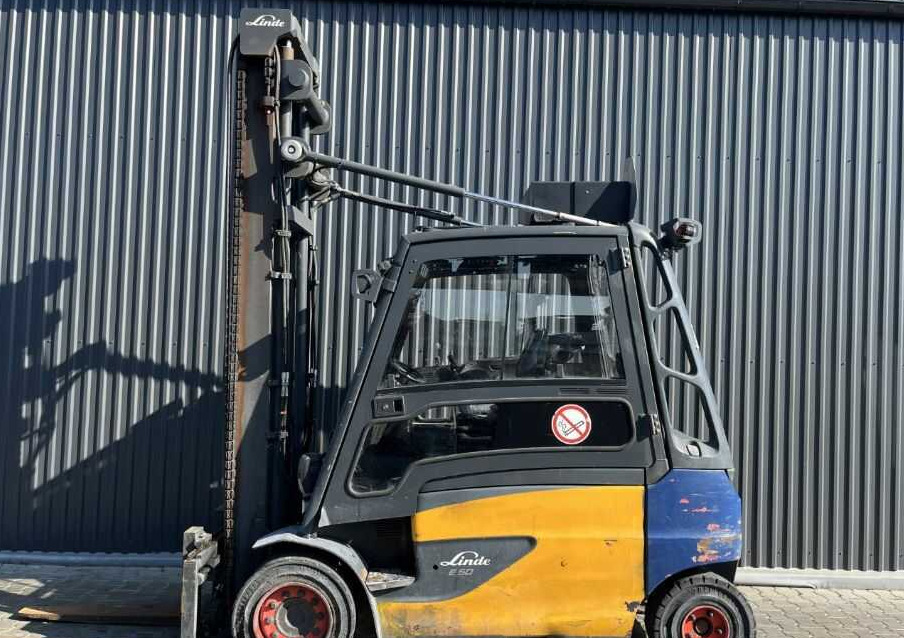 Linde E50HL-01/600 - Chariot élévateur électrique: photos 2 Linde E50HL-01/600 - Chariot élévateur électrique: photos 2