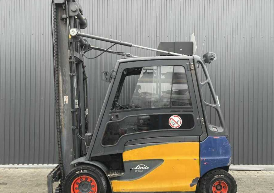 Linde E50HL-01/600 - Chariot élévateur électrique: photos 2 Linde E50HL-01/600 - Chariot élévateur électrique: photos 2