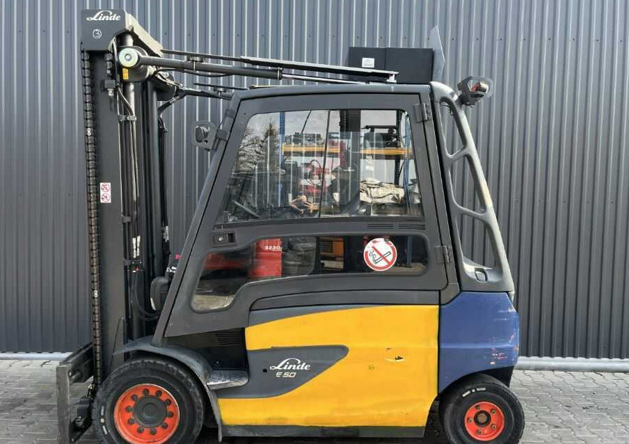 Linde E50HL-01/600 - Chariot élévateur électrique: photos 2 Linde E50HL-01/600 - Chariot élévateur électrique: photos 2