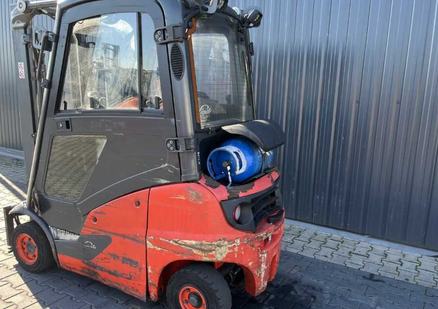 Linde H18T-01 - Chariot élévateur à gaz: photos 3 Linde H18T-01 - Chariot élévateur à gaz: photos 3