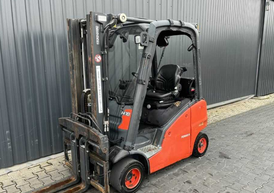 Linde H18T-01 - Chariot élévateur à gaz: photos 1 Linde H18T-01 - Chariot élévateur à gaz: photos 1