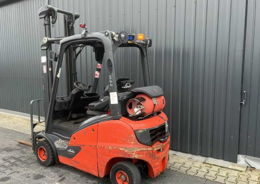 Linde H20T-01 - Chariot élévateur à gaz: photos 3 Linde H20T-01 - Chariot élévateur à gaz: photos 3