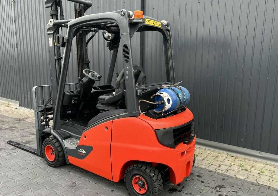 Linde H20T-01 - Chariot élévateur à gaz: photos 3 Linde H20T-01 - Chariot élévateur à gaz: photos 3