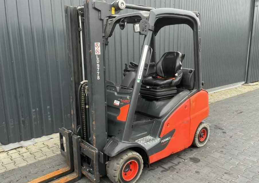 Linde H20T-01 - Chariot élévateur à gaz: photos 1 Linde H20T-01 - Chariot élévateur à gaz: photos 1