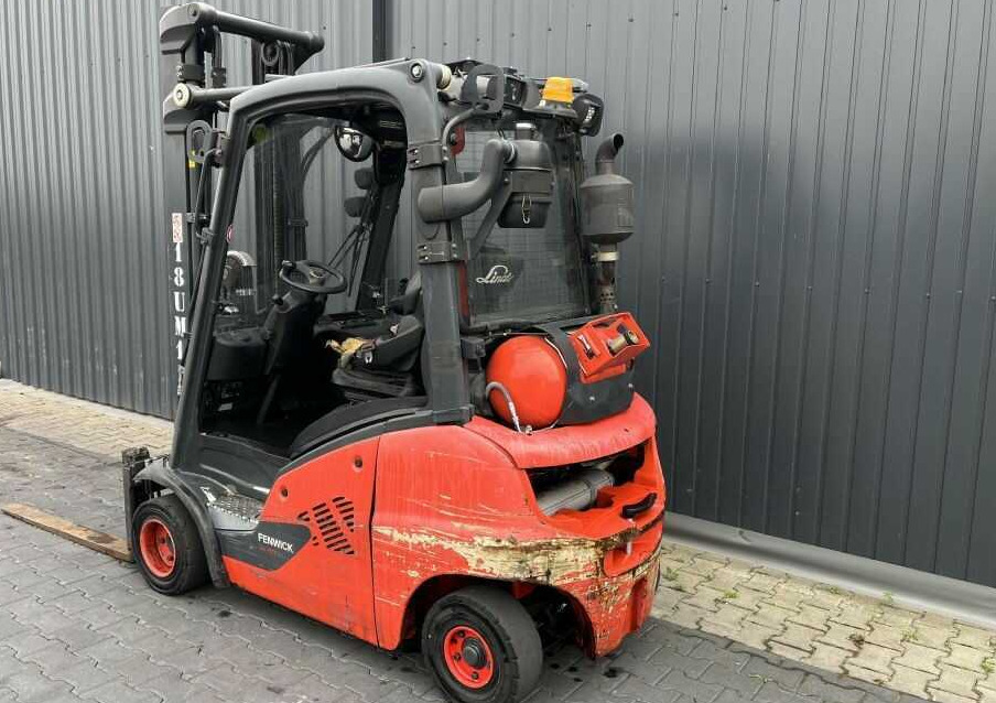 Linde H20T-01 - Chariot élévateur à gaz: photos 3 Linde H20T-01 - Chariot élévateur à gaz: photos 3