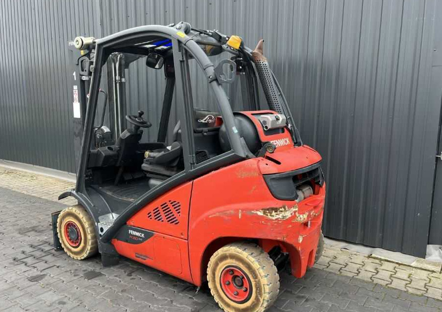 Linde H20T-02/600 - Chariot élévateur à gaz: photos 3 Linde H20T-02/600 - Chariot élévateur à gaz: photos 3