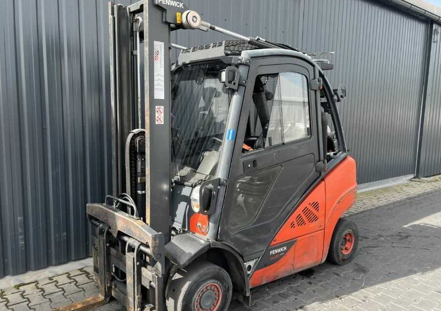 Linde H25T-02 - Chariot élévateur à gaz: photos 1 Linde H25T-02 - Chariot élévateur à gaz: photos 1