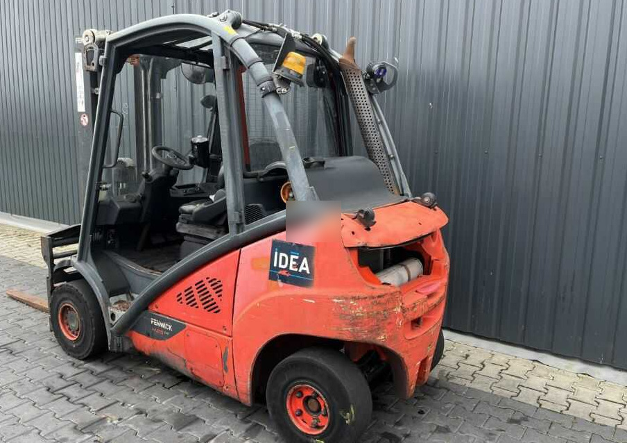 Linde H25T-02 - Chariot élévateur à gaz: photos 3 Linde H25T-02 - Chariot élévateur à gaz: photos 3
