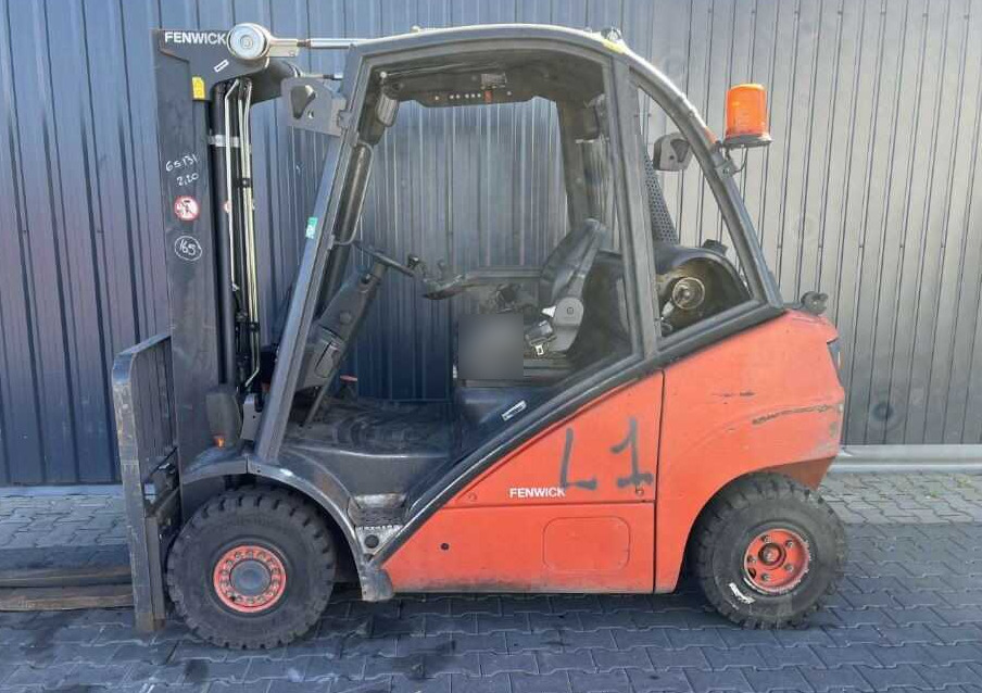 Linde H25T - Chariot élévateur à gaz: photos 2 Linde H25T - Chariot élévateur à gaz: photos 2
