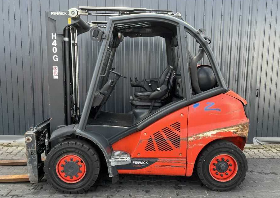 Linde H40T-02 - Chariot élévateur à gaz: photos 2 Linde H40T-02 - Chariot élévateur à gaz: photos 2