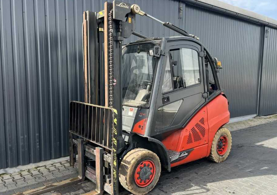 Linde H40T-02 - Chariot élévateur à gaz: photos 1 Linde H40T-02 - Chariot élévateur à gaz: photos 1