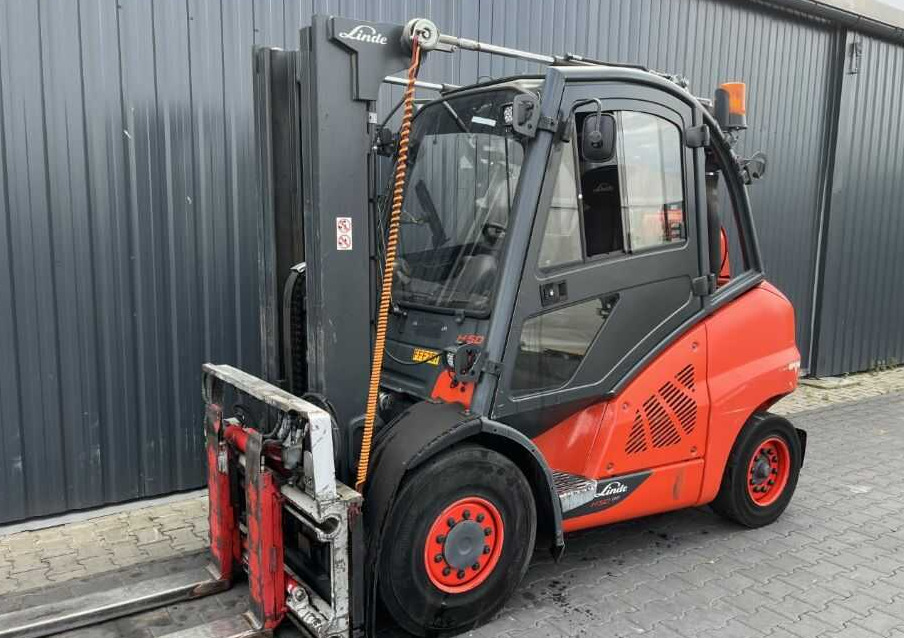 Linde H50T-02 - Chariot élévateur à gaz: photos 1 Linde H50T-02 - Chariot élévateur à gaz: photos 1