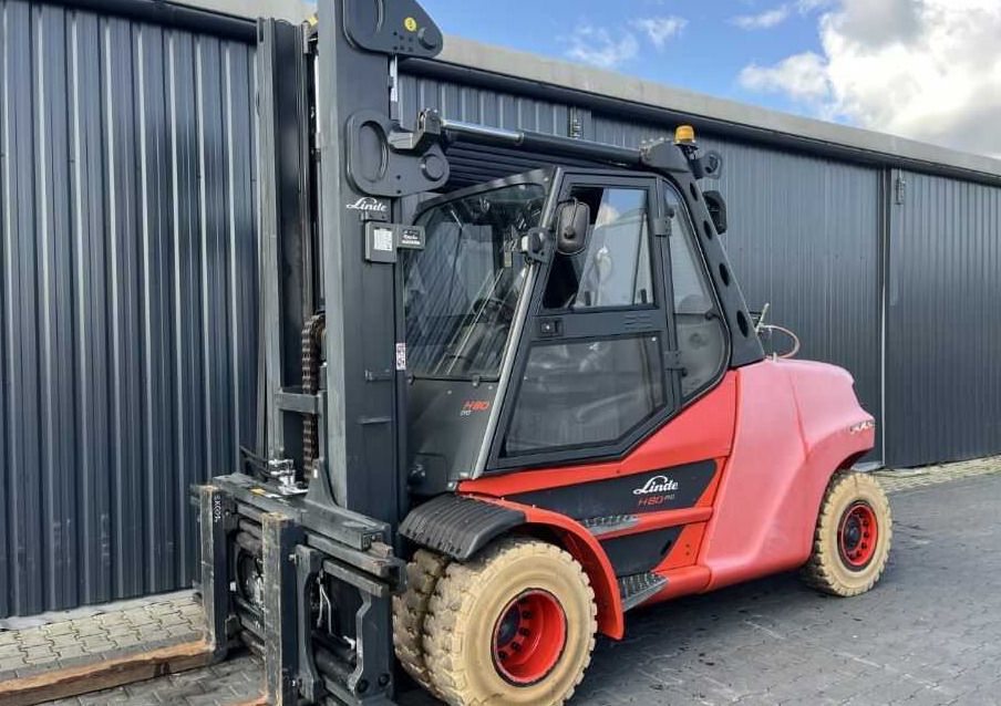 Linde H80T-03/1100 - Chariot élévateur à gaz: photos 1 Linde H80T-03/1100 - Chariot élévateur à gaz: photos 1