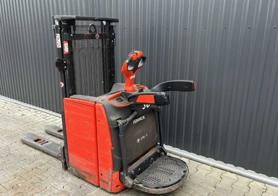 Linde L14AP - Gerbeur: photos 3 Linde L14AP - Gerbeur: photos 3