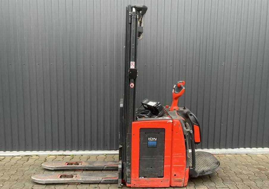 Linde L14APi - Gerbeur: photos 2 Linde L14APi - Gerbeur: photos 2