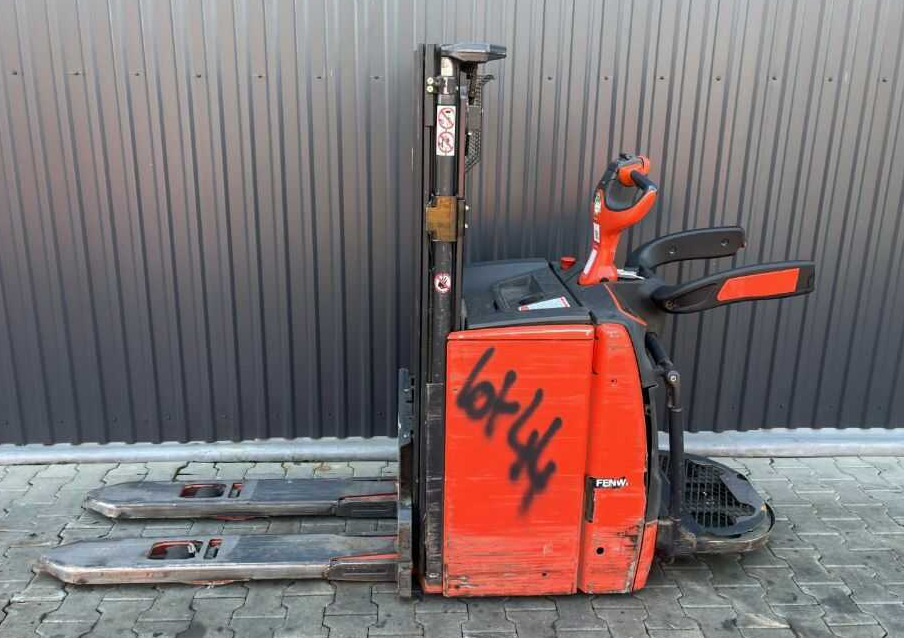 Linde L14lAP - Gerbeur: photos 2 Linde L14lAP - Gerbeur: photos 2