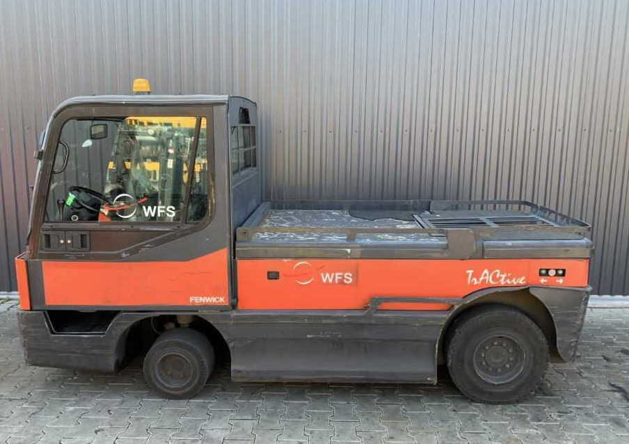 Linde P250 - Chariot tracteur: photos 2 Linde P250 - Chariot tracteur: photos 2