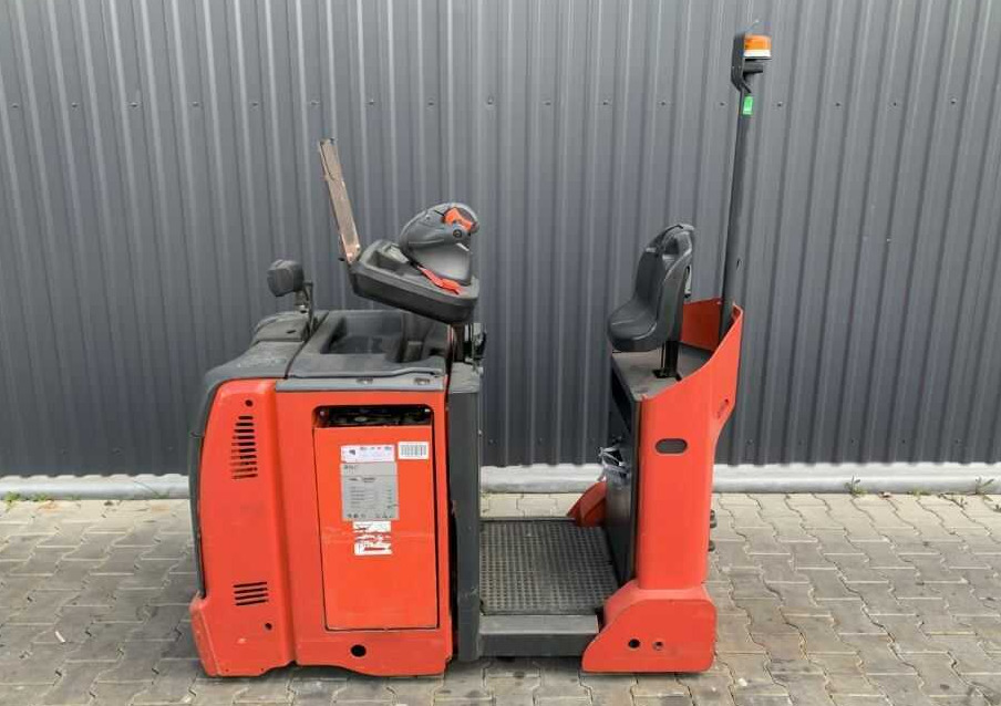 Linde P30C - Chariot tracteur: photos 2 Linde P30C - Chariot tracteur: photos 2