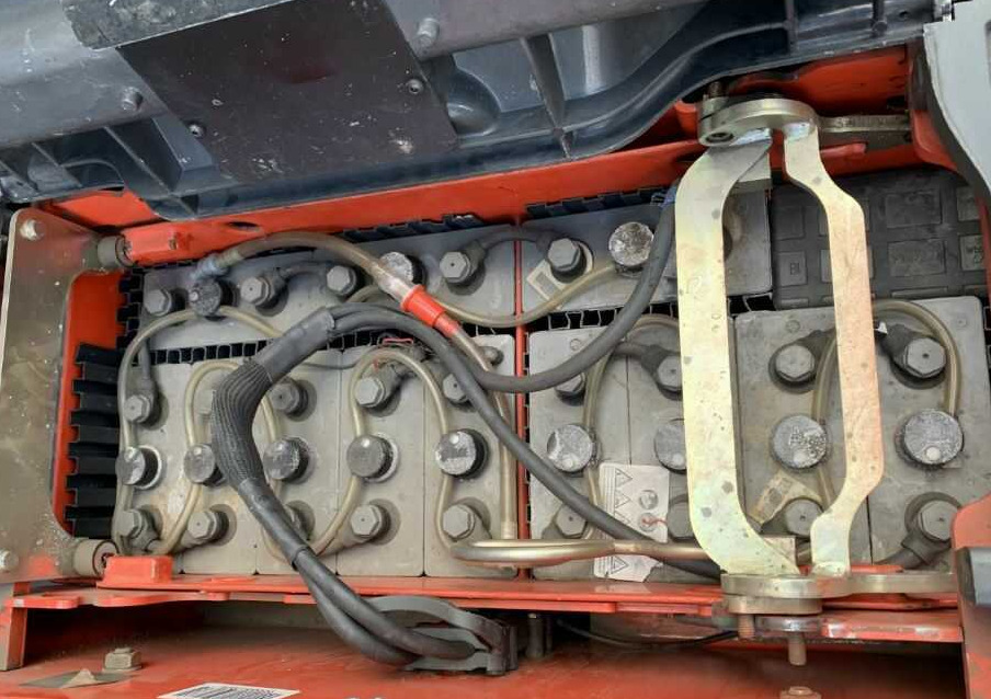 Linde P30C - Chariot tracteur: photos 5 Linde P30C - Chariot tracteur: photos 5