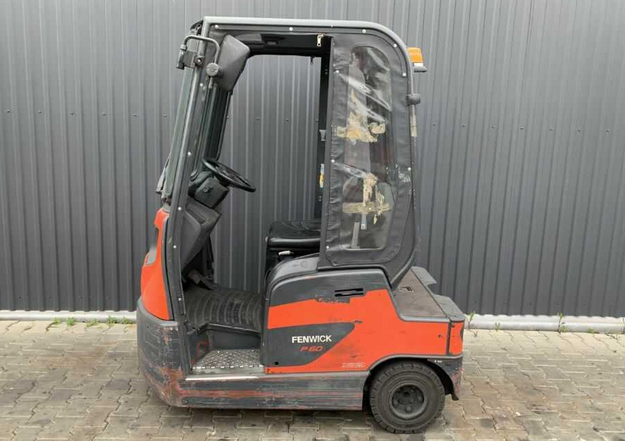 Linde P60 - Chariot tracteur: photos 2 Linde P60 - Chariot tracteur: photos 2