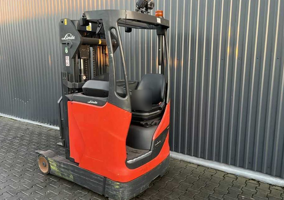 Linde R10N - Chariot à mât rétractable: photos 3 Linde R10N - Chariot à mât rétractable: photos 3