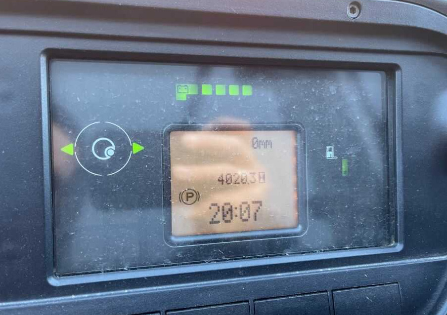 Linde R12B - Chariot à mât rétractable: photos 5 Linde R12B - Chariot à mât rétractable: photos 5