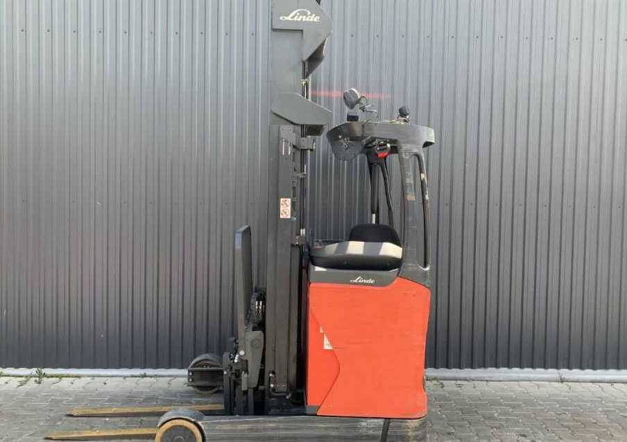 Linde R14-01 - Chariot à mât rétractable: photos 2 Linde R14-01 - Chariot à mât rétractable: photos 2