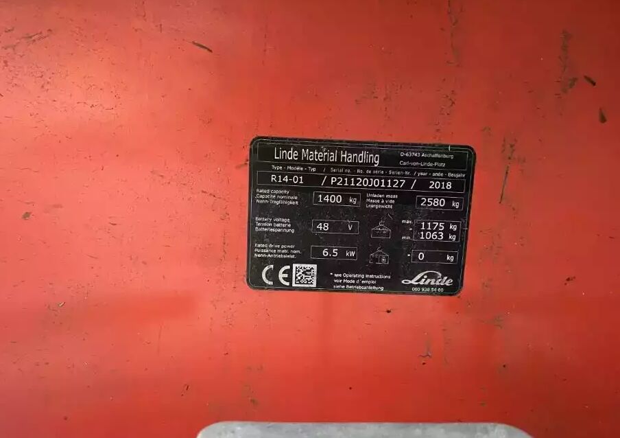 Linde R14-01 - Chariot à mât rétractable: photos 4 Linde R14-01 - Chariot à mât rétractable: photos 4