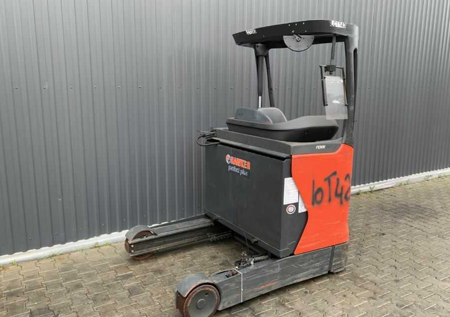 Linde R14-01 - Chariot à mât rétractable: photos 1 Linde R14-01 - Chariot à mât rétractable: photos 1