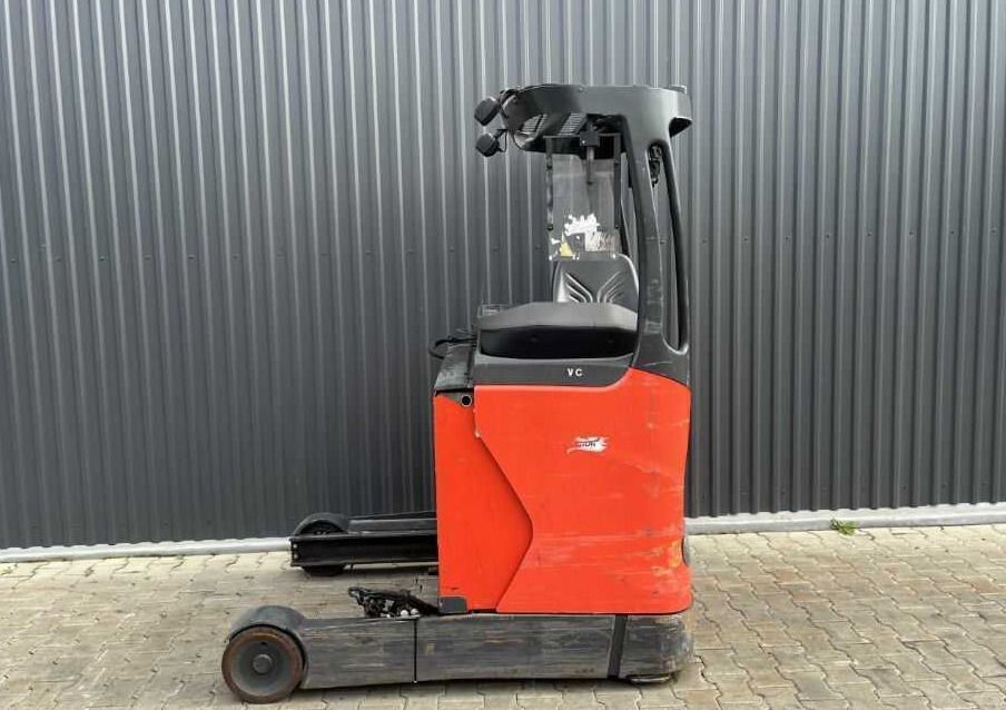 Linde R14 - Chariot à mât rétractable: photos 2 Linde R14 - Chariot à mât rétractable: photos 2