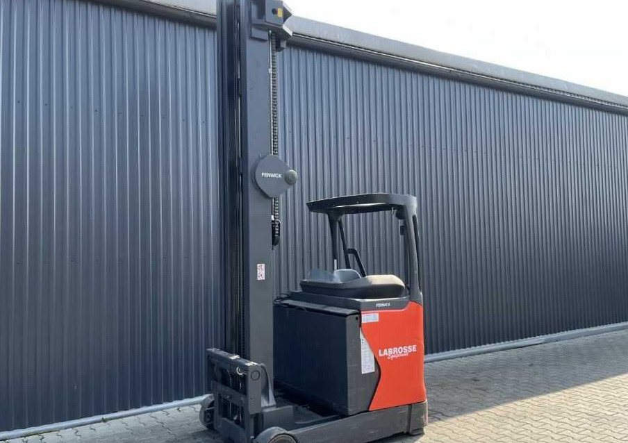 Linde R14HD-01 - Chariot à mât rétractable: photos 1 Linde R14HD-01 - Chariot à mât rétractable: photos 1