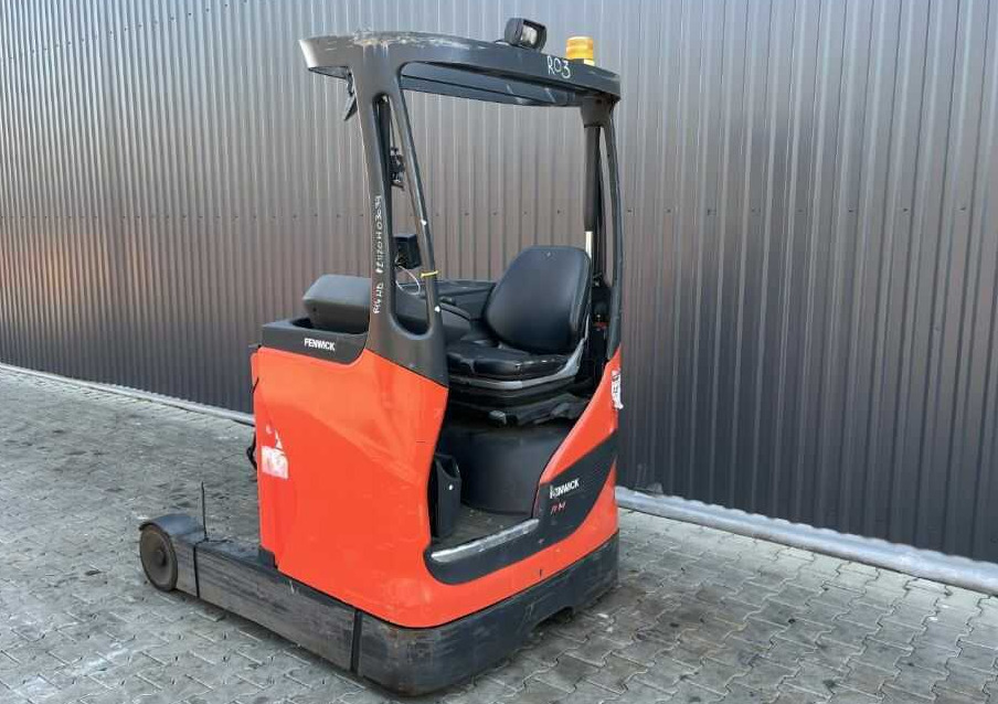 Linde R14HD-01 - Chariot à mât rétractable: photos 3 Linde R14HD-01 - Chariot à mât rétractable: photos 3