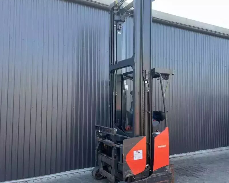 Linde R14X-03 - Chariot à mât rétractable: photos 1 Linde R14X-03 - Chariot à mât rétractable: photos 1