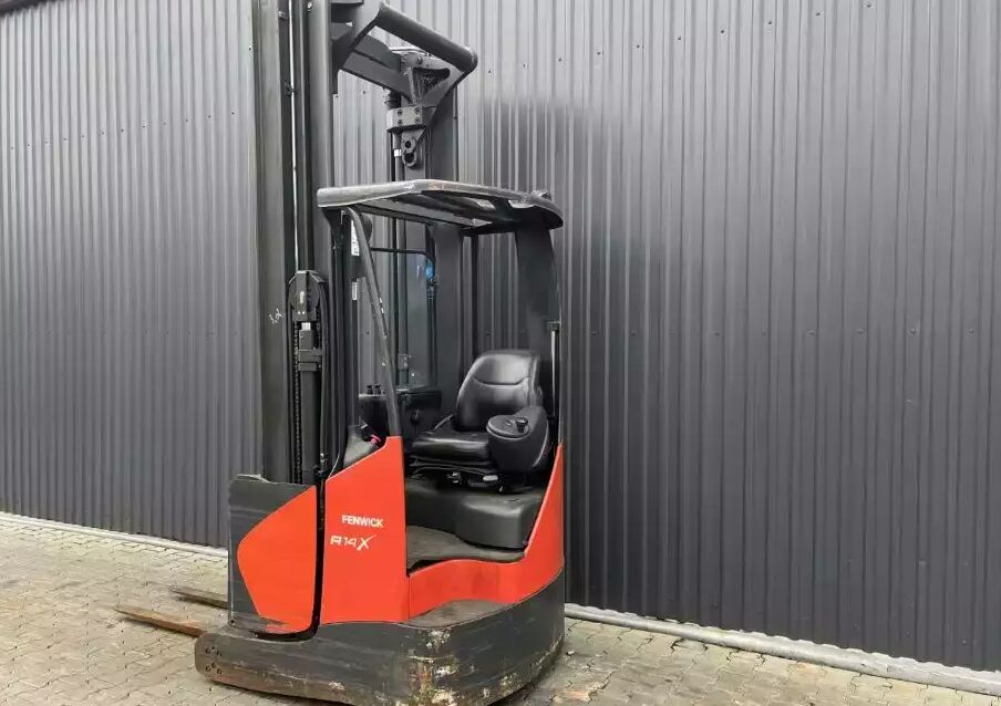 Linde R14X - Chariot à mât rétractable: photos 3 Linde R14X - Chariot à mât rétractable: photos 3