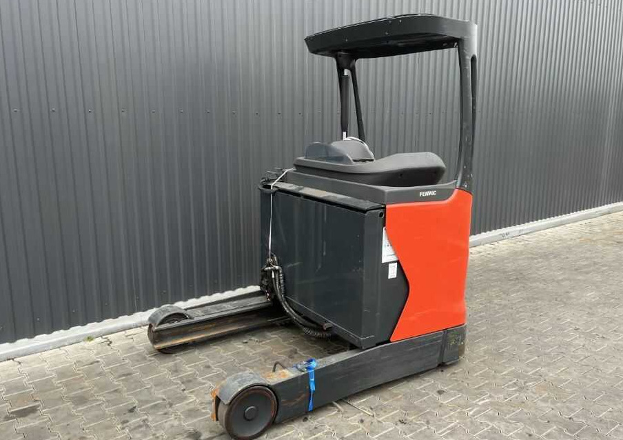 Linde R16-01 - Chariot à mât rétractable: photos 1 Linde R16-01 - Chariot à mât rétractable: photos 1